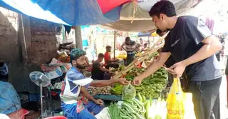 টানা বৃষ্টিতে রাজশাহীতে দাম বেড়েছে সব ধরনের সবজির